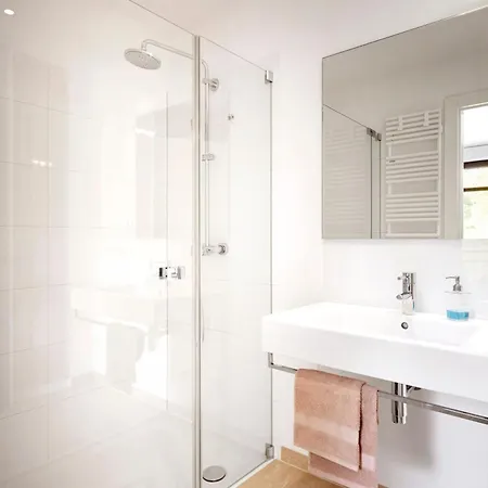 Apartment Rothtraut Remise 6 *